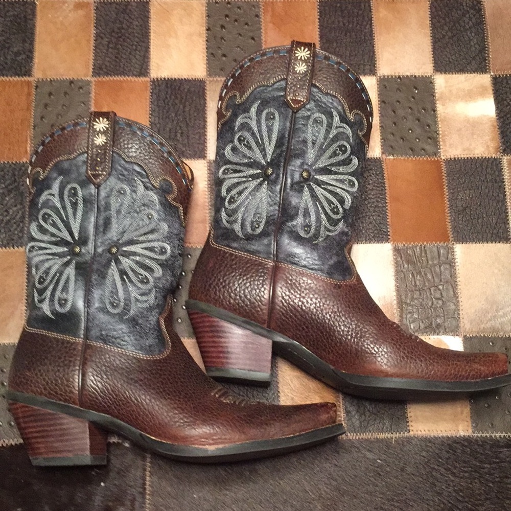 Ladies Ariat Boots